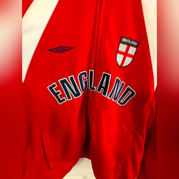 Men's Umbro England Zip Up Track Jacket - Picture 3 of 3